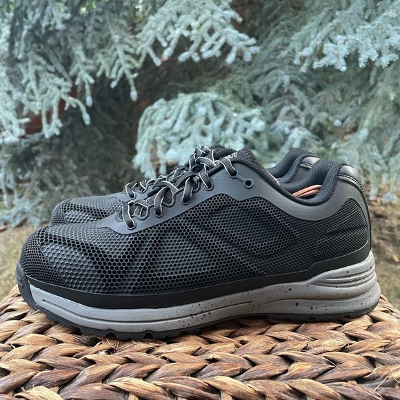 NEW Brahma Kamden Steel Toe Work Sneaker Shoes. Men’s size 7 - Women size 8.5 - Picture 7 of 10